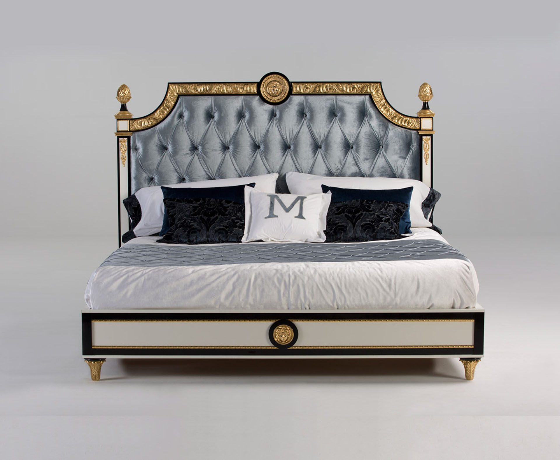 Wellington Bed
